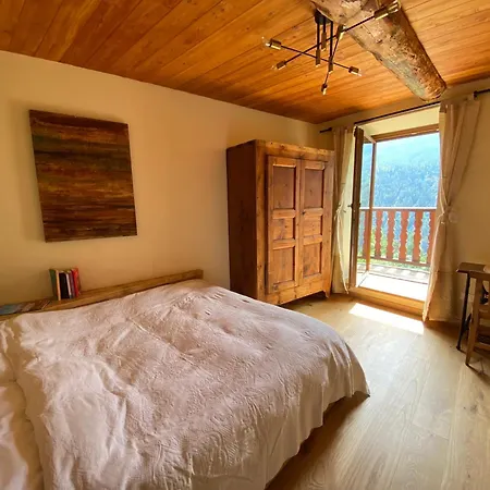 Villard 3* أولكس